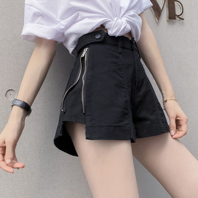 Summer Clothing Design - Shorts in denim da donna, modello